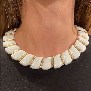 Elegant White and Gold Necklace